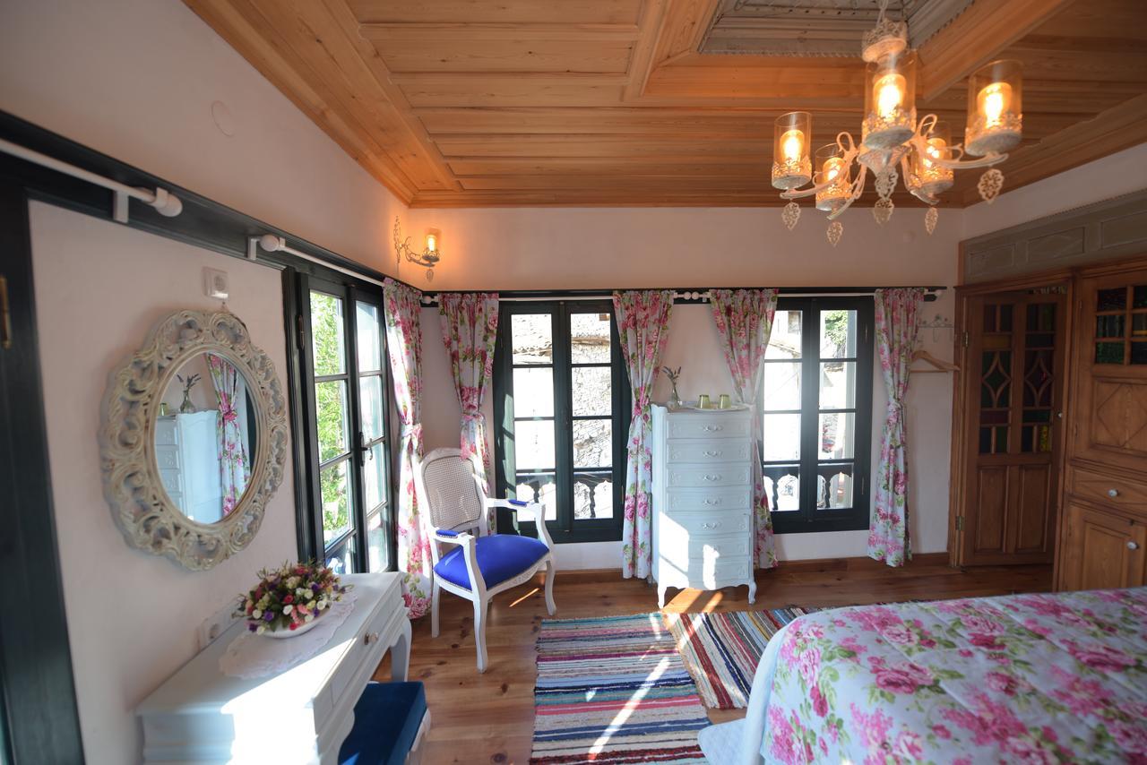 Ilya Konak Sirince Selçuk Esterno foto